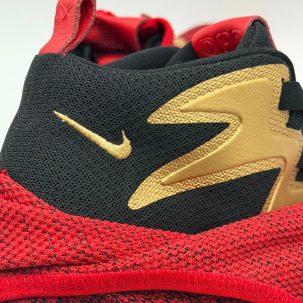 Nike Kobe Venomenon 5‎ University Red Gold 818583-600 Size 10.5 VNDS No box